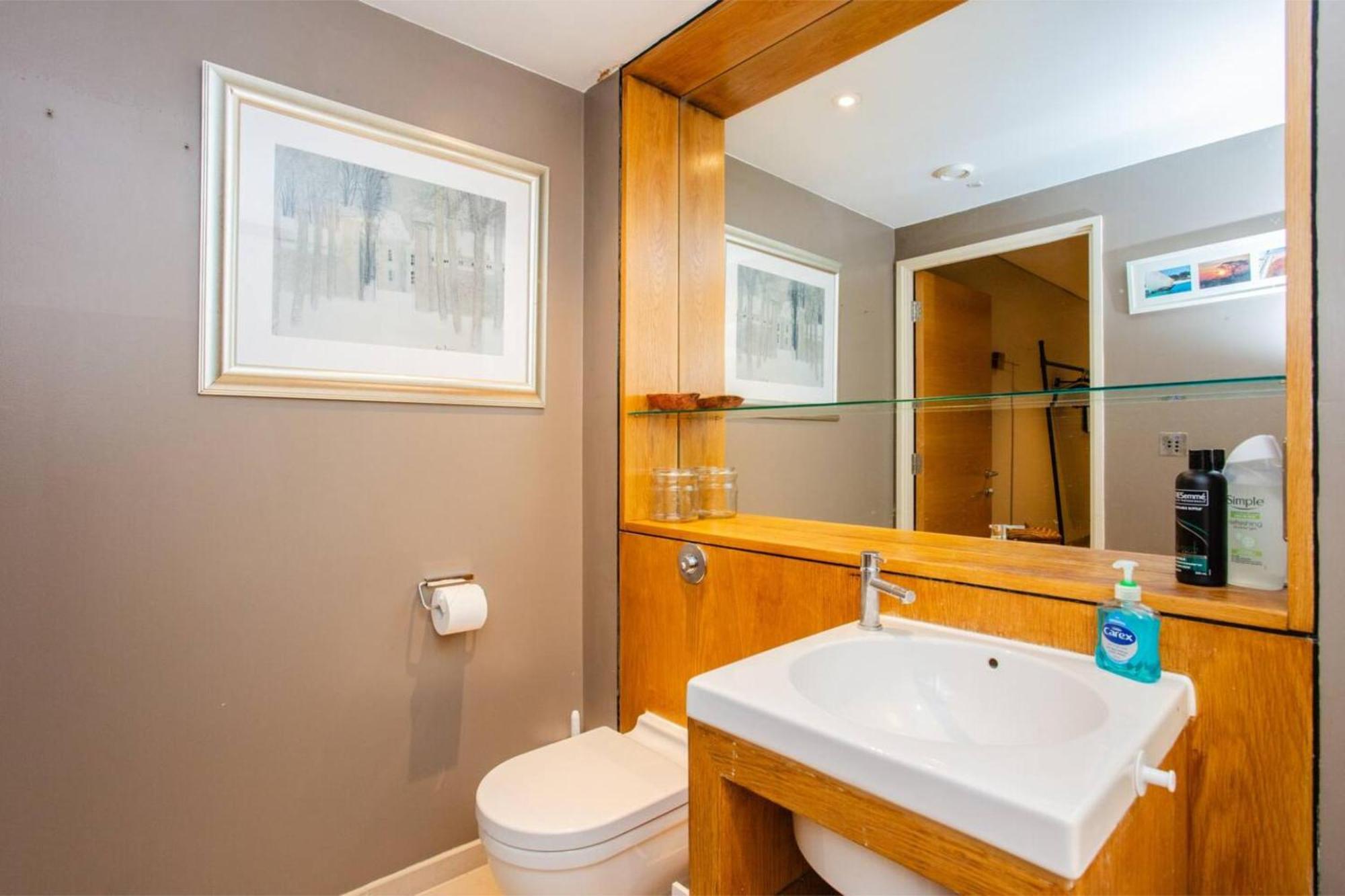 Modern 3 Bedroom Apartment In Paddington ลอนดอน ภายนอก รูปภาพ